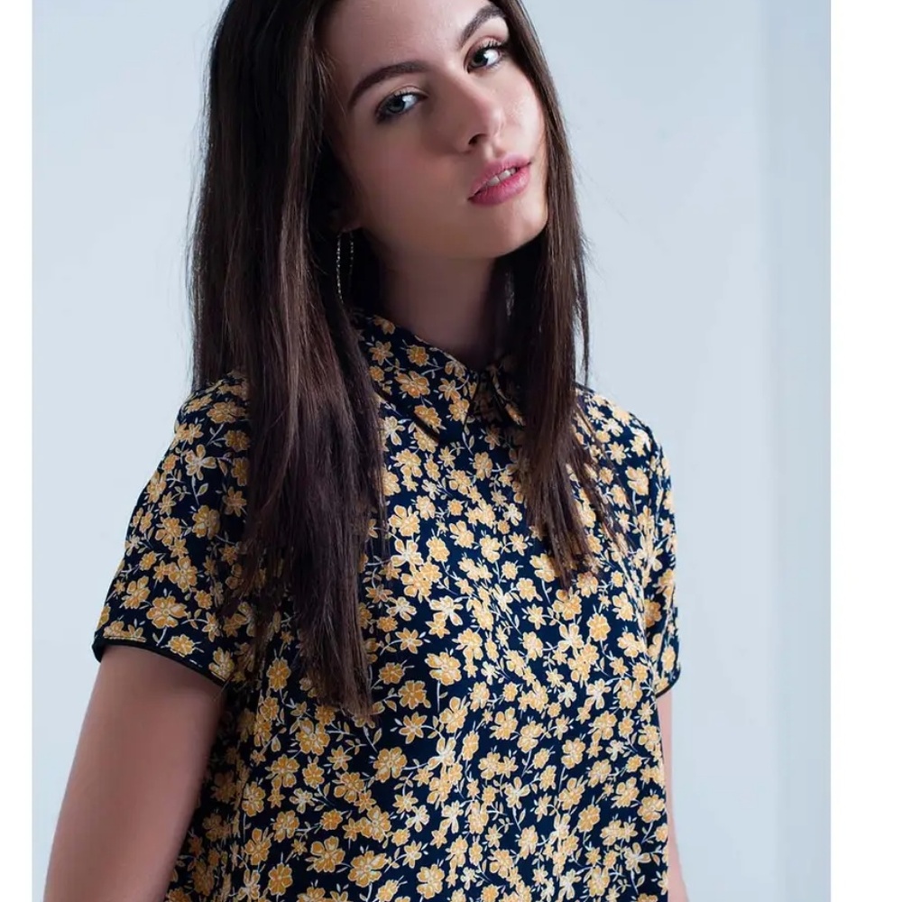 NWT Shirt with Yellow Flowers Print